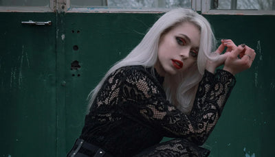 Gothic-T-Shirts für Frauen - Stil im Detail ausgedrückt